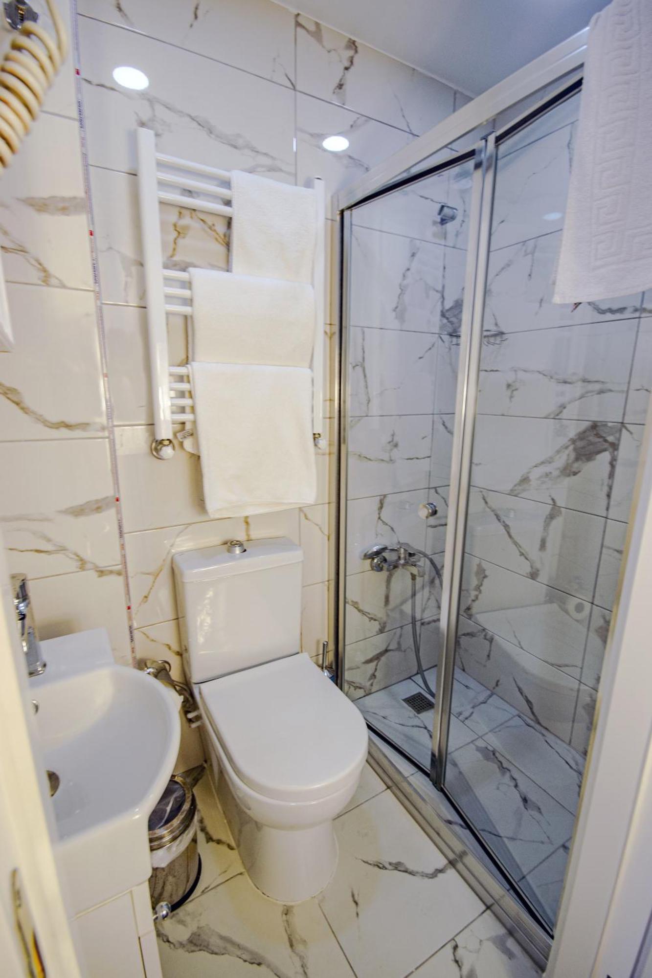 Iq Hotel Beyoglu Istanbul Ngoại thất bức ảnh